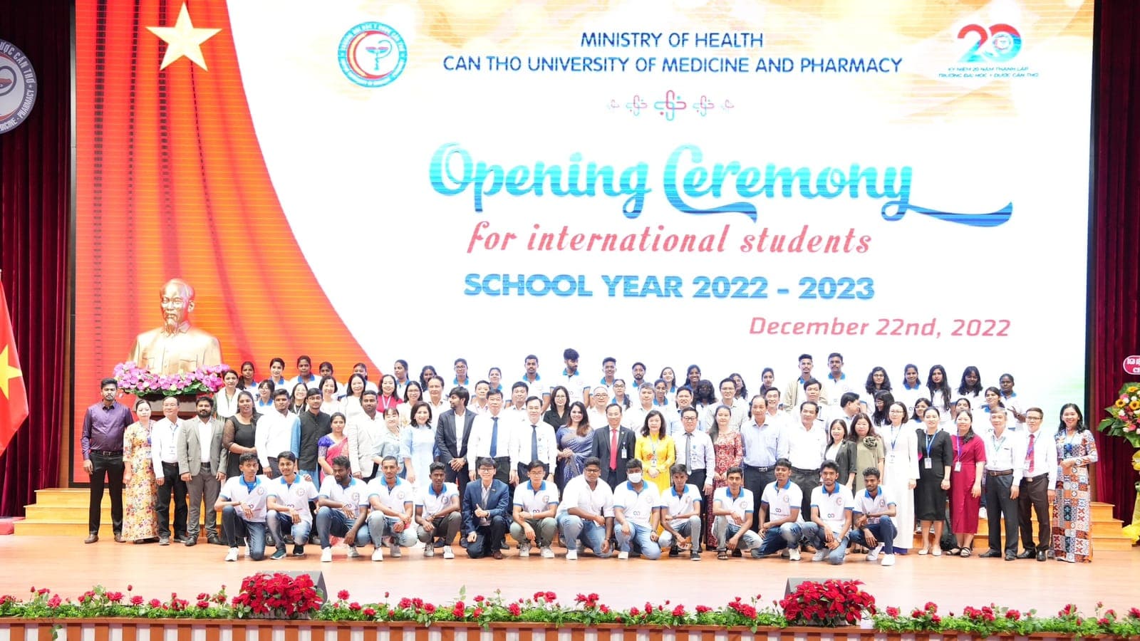 Our Students Were Received At Can Tho University Of Medicine And Pharmacy In A Grand Way