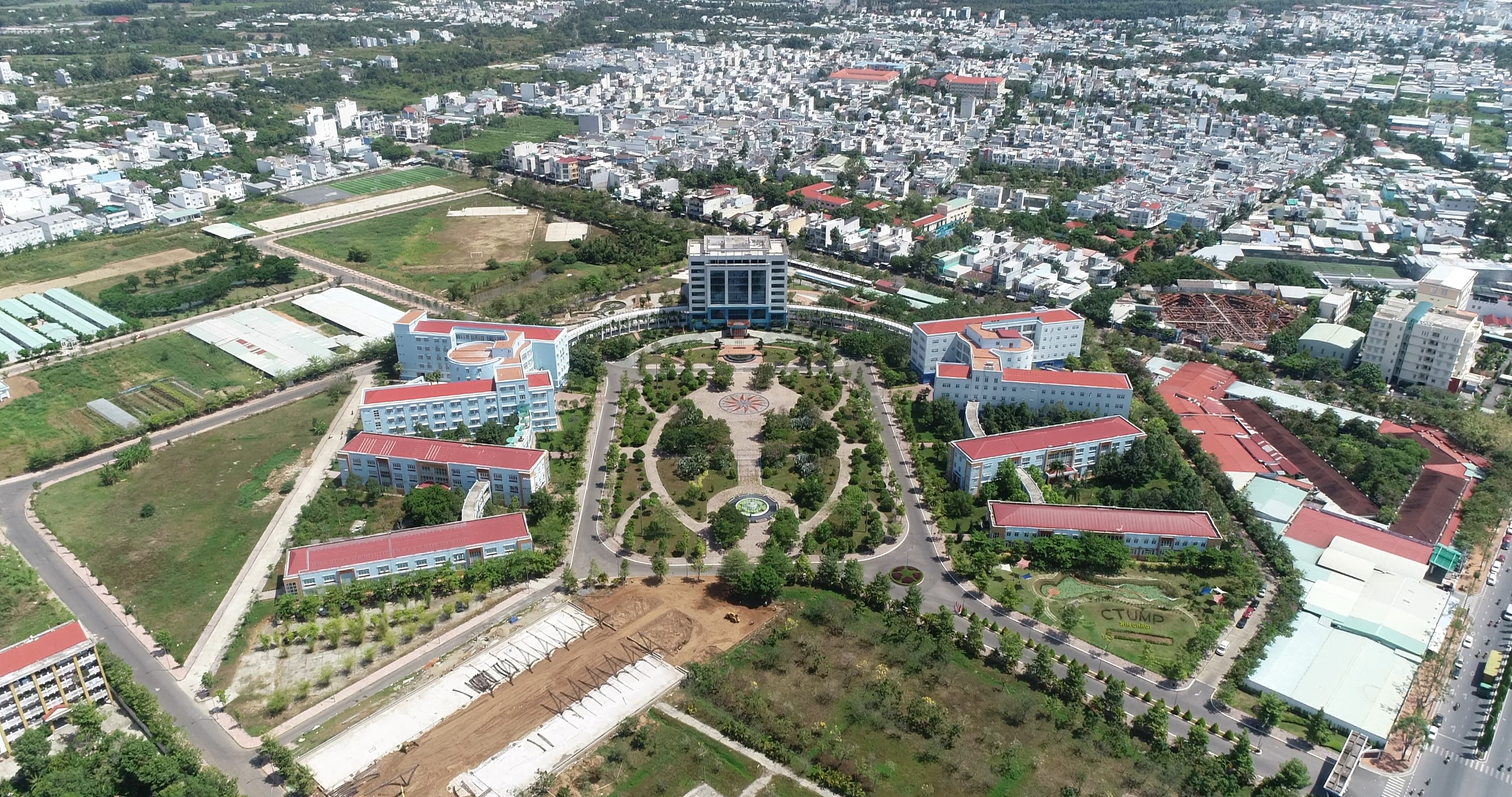 Can Tho University of Medicine and Pharmacy campus aerial view