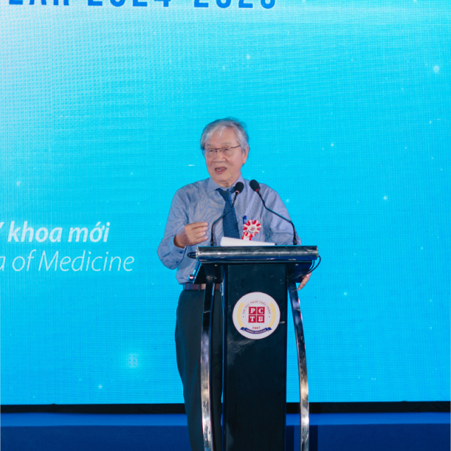 NHI_4677